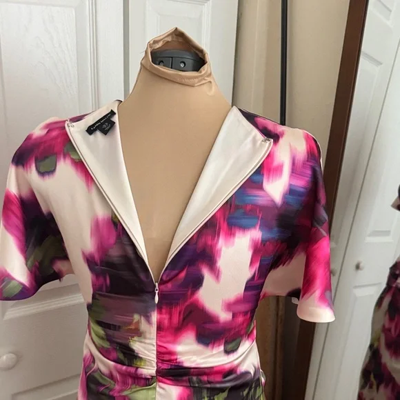 Karen Millen Floral Watercolor Maxi Dress in Fuchsia and Green Like New Size 6 - Picture 6 of 8